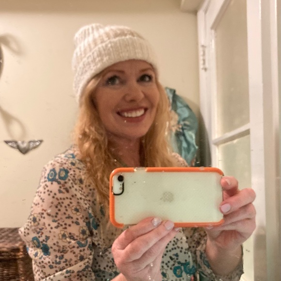 LIKE❤️THIS LISTING TO BE NOTIFIED WHEN I GO LIVE! - Picture 3 of 7